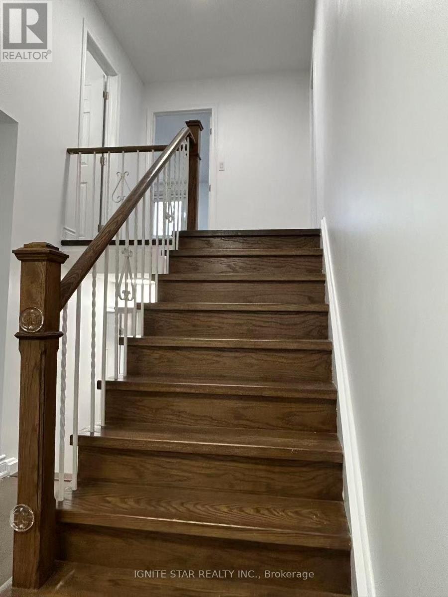 3246 Oakglade Crescent, Mississauga, ON, L5C 1X3 - 21