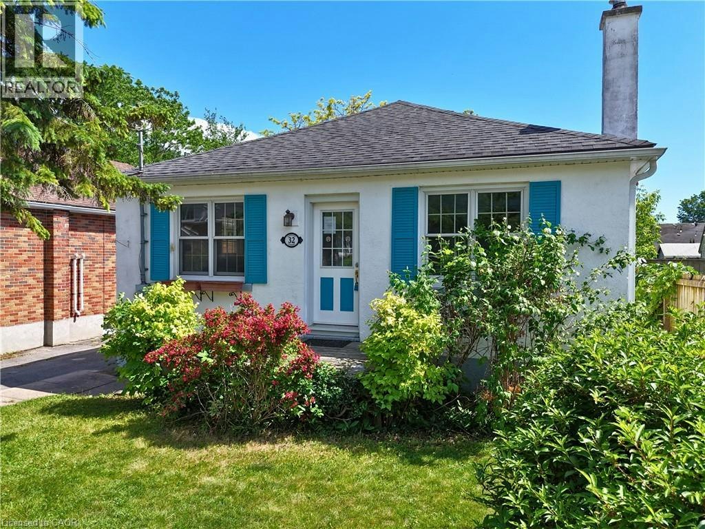 32 Dunlop Street, Kingston, ON, K7L 1L2