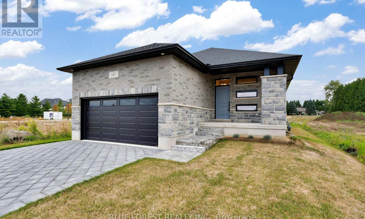 147 Shirley Street