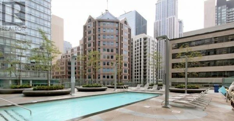 1605-832 Bay St Street, Toronto, ON, M5S 1Z6 - 2