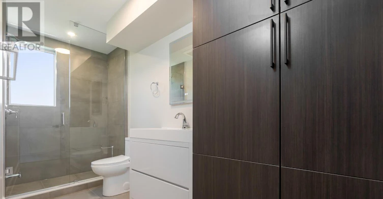 4-109 Rhodes Avenue, Toronto, ON, M4L 3A2 - 23