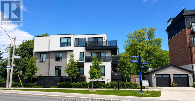 4-109 Rhodes Avenue, Toronto, ON, M4L 3A2