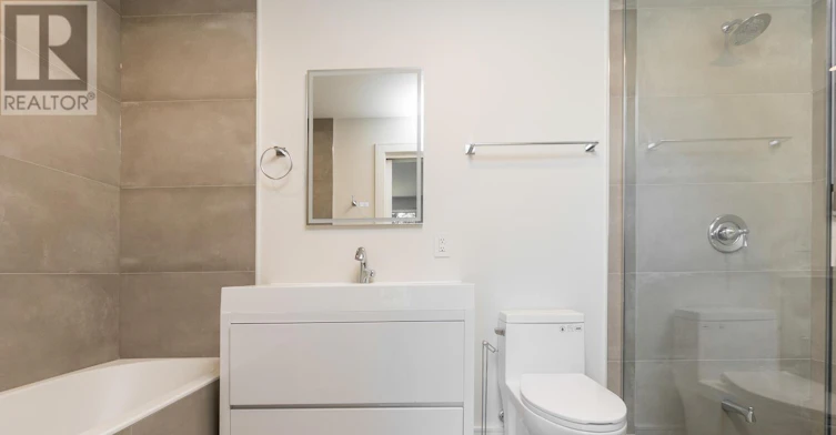4-109 Rhodes Avenue, Toronto, ON, M4L 3A2 - 20