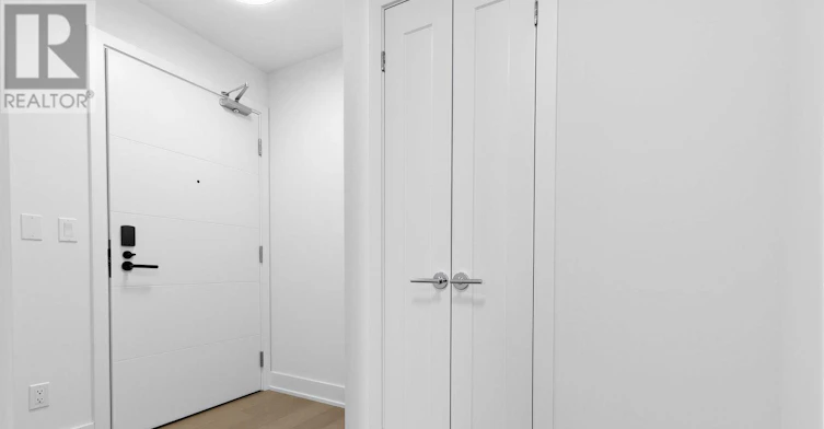 705-8 Manor Road W, Toronto, ON, M4S 0E6 - 4