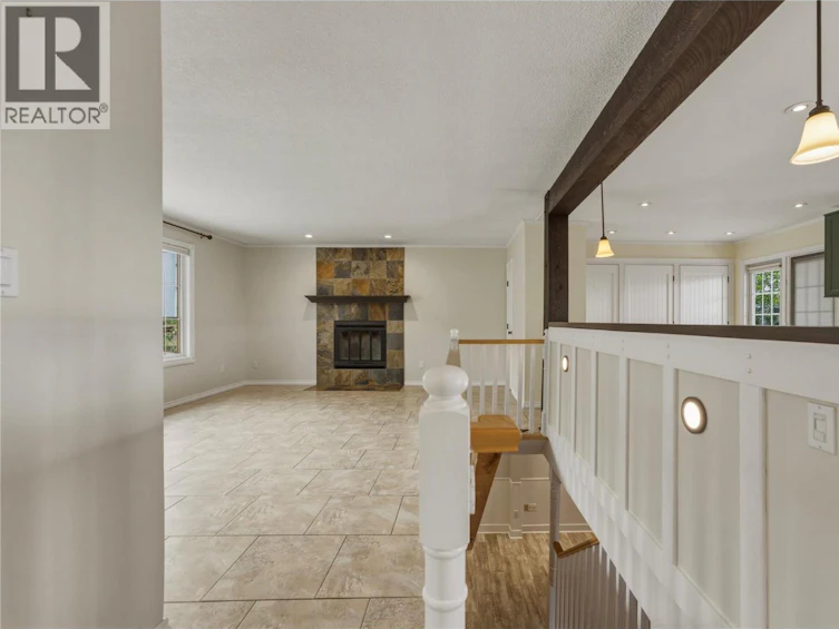 6864 Bryden Road, Vernon, BC, V1B 3T3 - 9