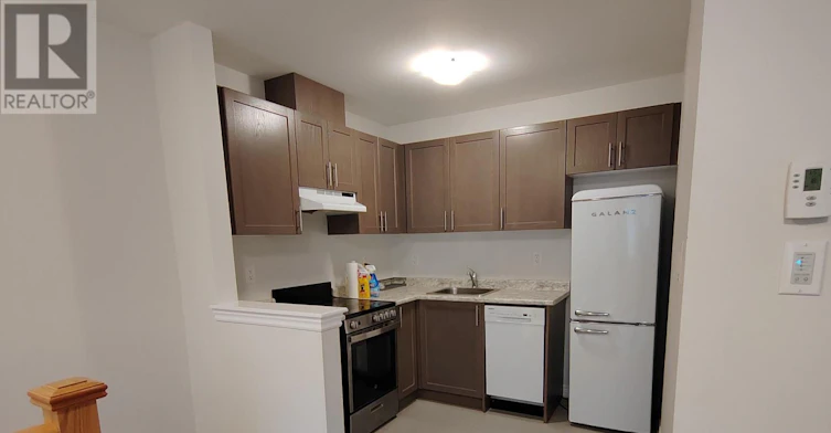 5 Waterleaf Road, Markham, ON, L6B 0Z3 - 4