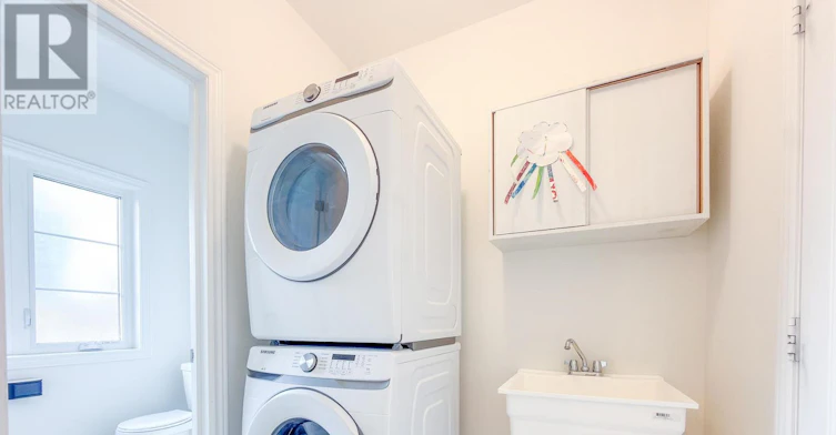 8 Globemaster Lane, Richmond Hill, ON, L4E 1H3 - 12