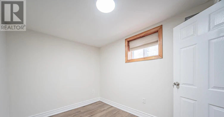 BASEMENT-538 Queens Drive, Toronto, ON, M6L 1M8 - 6