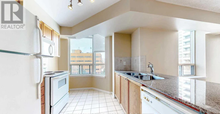 605-5940 Yonge Street, Toronto, ON, M2M 3V9 - 7