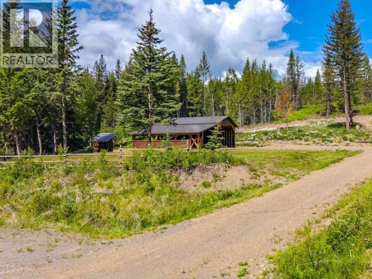 6168 Deka Heights Road, Deka Lake, BC, V0K 1X3 - 17