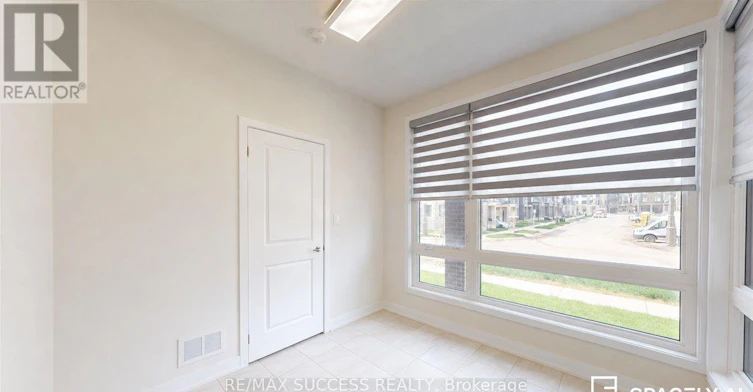 3077 Welsman Gardens, Oakville, ON, L6H 7Z2 - 5