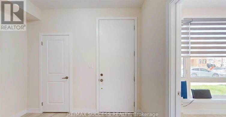 3077 Welsman Gardens, Oakville, ON, L6H 7Z2 - 3