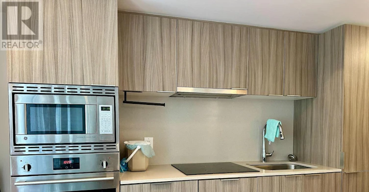 821-955 Bay Street, Toronto, ON, M5S 0C6 - 6