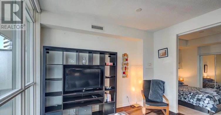 2709-55 Bremner Boulevard, Toronto, ON, M5J 0A6 - 6