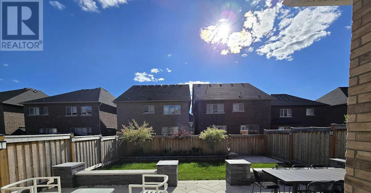 50 Stevenson Crescent W, Bradford West Gwillimbury, ON, L3Z 4M1 - 5