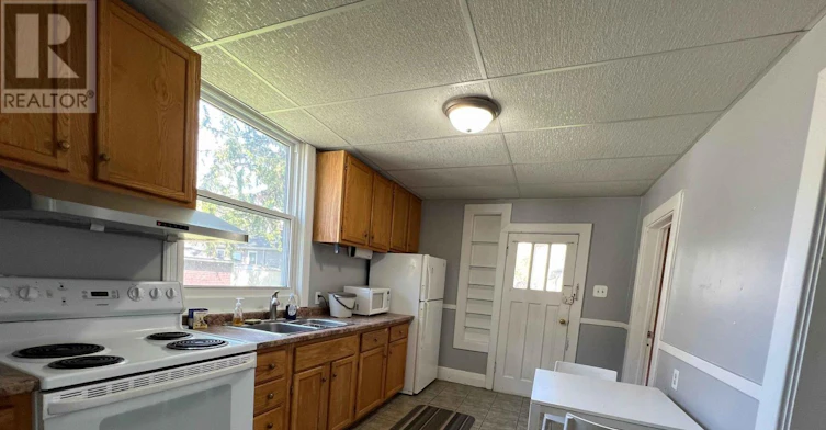 416 Oxford Street E, London, ON, N5Y 3H4 - 2