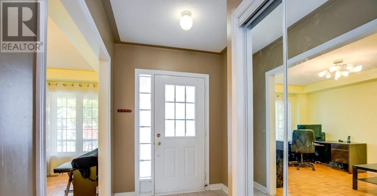 626 Society Crescent, Newmarket, ON, L3X 2V8 - 4