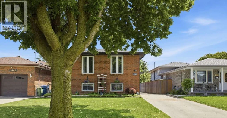 1646 Langlois Avenue, Windsor, ON, N8X 4M5