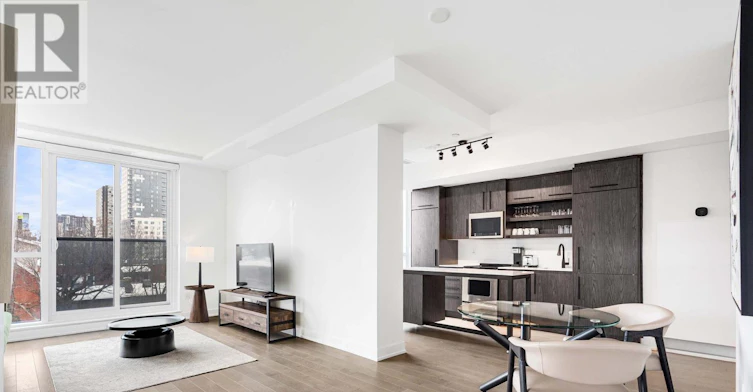 1303-560 Rideau Street, Ottawa, ON, K1N 5Z8 - 9