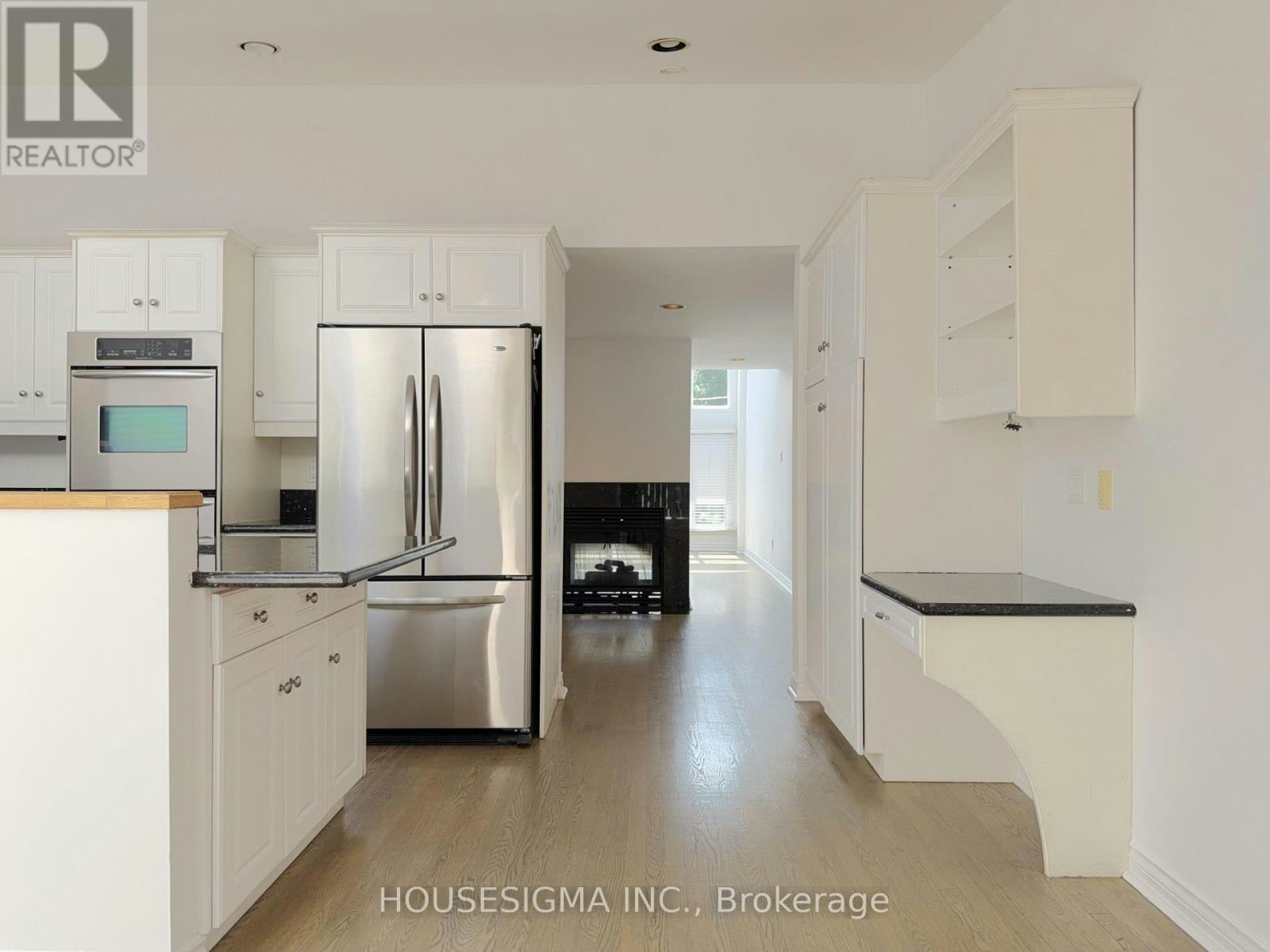 MAIN-116 Cranbrooke Avenue, Toronto, ON, M5M 1M7 - 11
