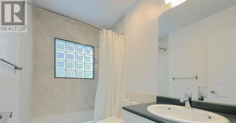 MAIN-116 Cranbrooke Avenue, Toronto, ON, M5M 1M7 - 26