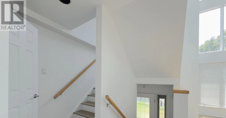 MAIN-116 Cranbrooke Avenue, Toronto, ON, M5M 1M7 - 19