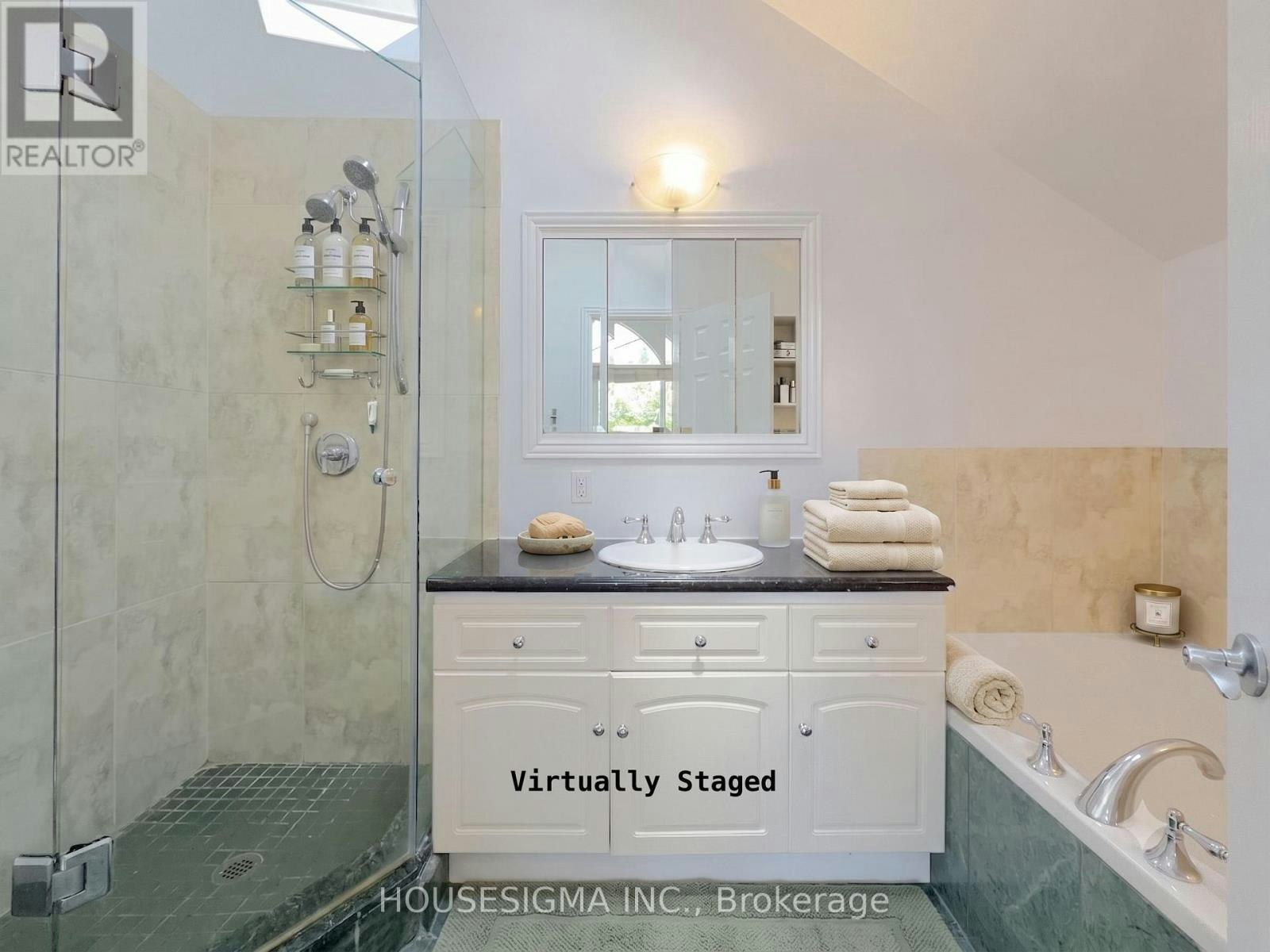 MAIN-116 Cranbrooke Avenue, Toronto, ON, M5M 1M7 - 33