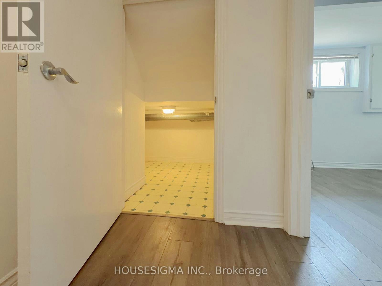 MAIN-116 Cranbrooke Avenue, Toronto, ON, M5M 1M7 - 41