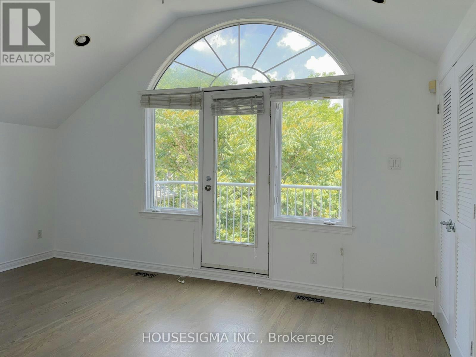 MAIN-116 Cranbrooke Avenue, Toronto, ON, M5M 1M7 - 29