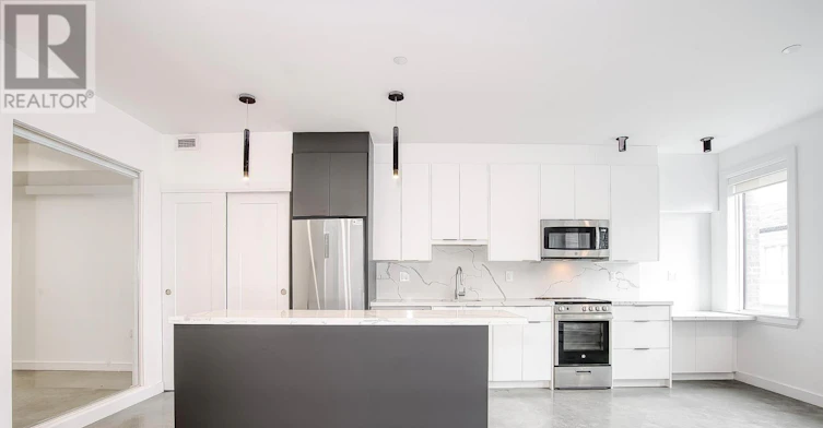 22-41 River Street, Toronto, ON, M5A 3P1