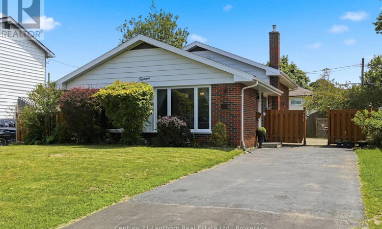 15 Wilson Crescent