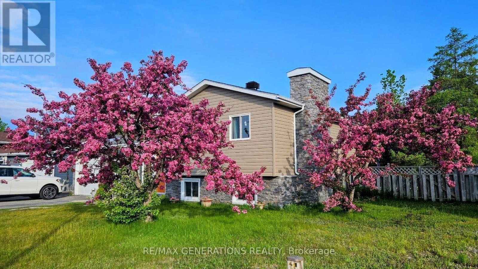 9 Michano Drive, Marathon, ON, P0T 2E0
