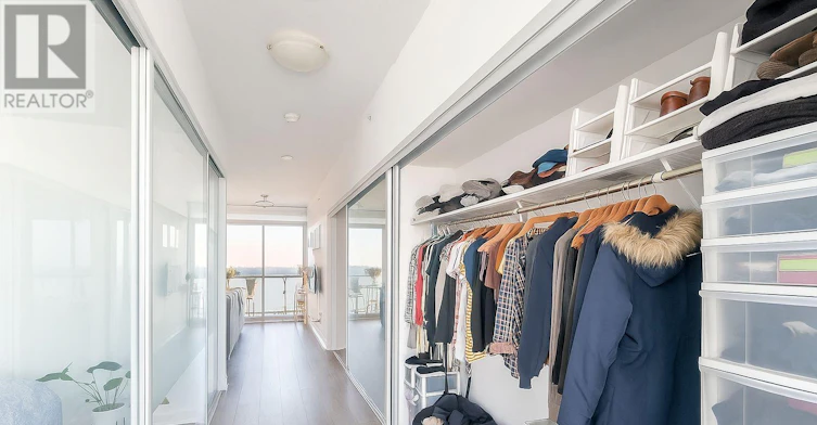 3802-426 University Avenue, Toronto, ON, M5G 1S9 - 6