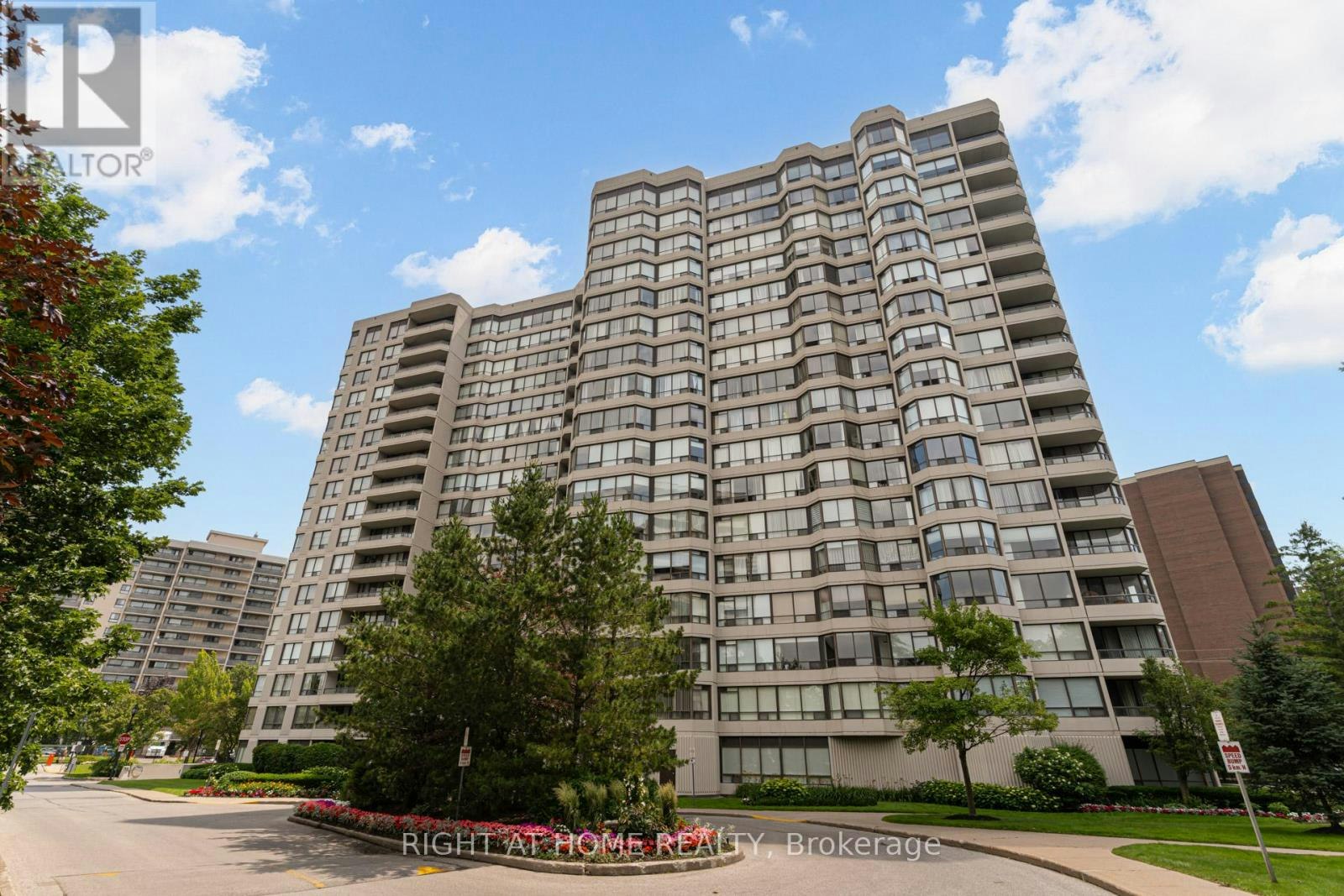 411-1101 Steeles Avenue W, Vaughan, ON, M2R 3W5