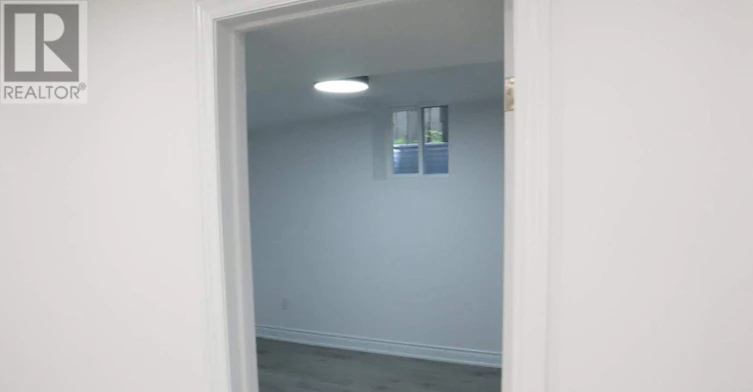 LOWER-1627 Baggins Street, Pickering, ON, L1W 1H2 - 14