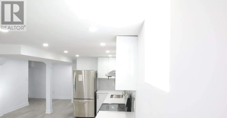 LOWER-1627 Baggins Street, Pickering, ON, L1W 1H2 - 3