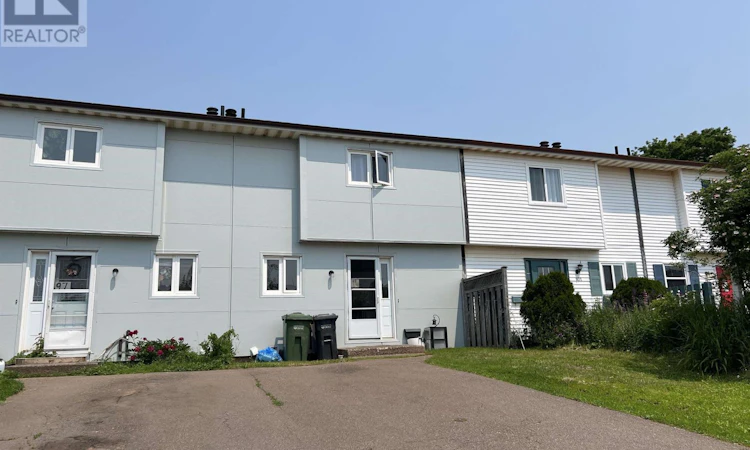 99 Westridge Crescent