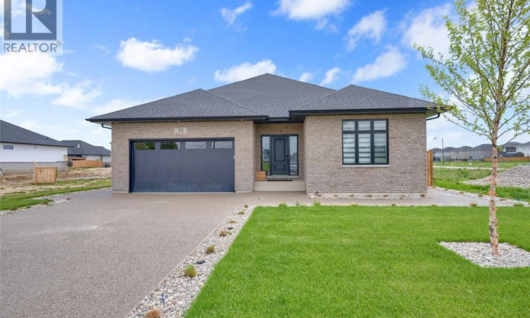 203 Rosewood Crescent