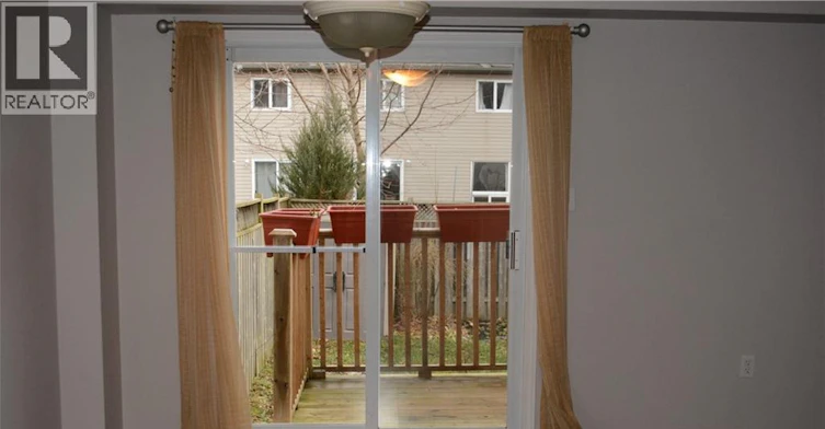 982 Creekside Drive, Waterloo, ON, N2V 2W5 - 5