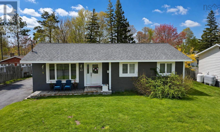 85 Ranni Crescent Crescent