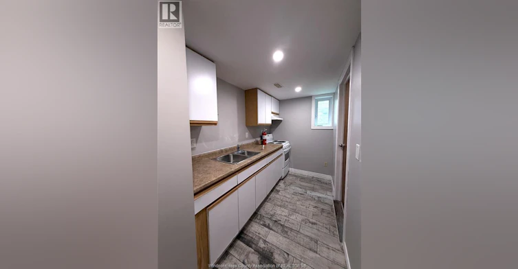 471 Randolph, Windsor, ON, N9B 2T5 - 13