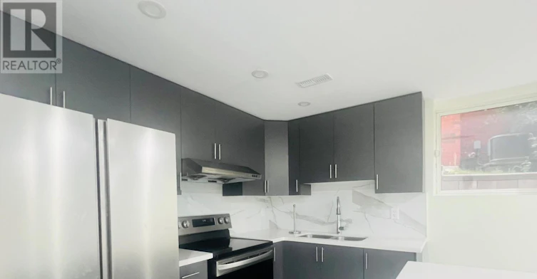BSMT-25 Gabrielle Crescent, Whitby, ON, L1R 3M6 - 12