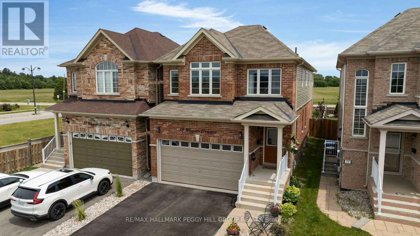 15 Wagner Crescent, Essa, ON, L3W 0P4