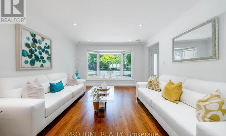 16 Tuscay Court