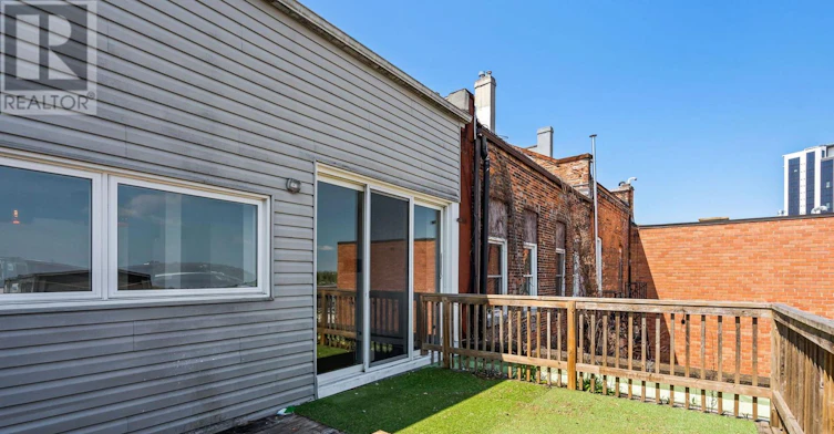 90 St. Paul Street, St. Catharines, ON, L2R 3M2 - 21