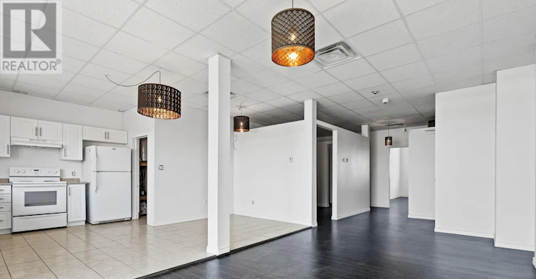 90 St. Paul Street, St. Catharines, ON, L2R 3M2 - 6