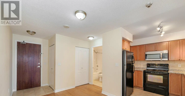711-4090 Living Arts Drive, Mississauga, ON, L5B 4M8 - 9