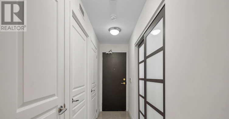 815-18 Yonge Street, Toronto, ON, M5E 1Z8 - 3