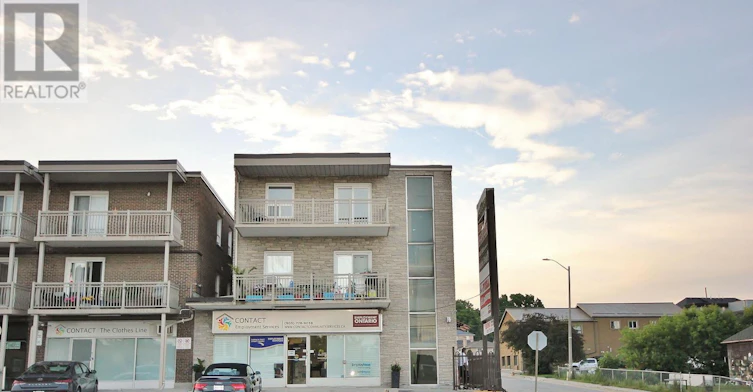 C3A-95 Holland Street W, Bradford West Gwillimbury, ON, L3Z 1R8