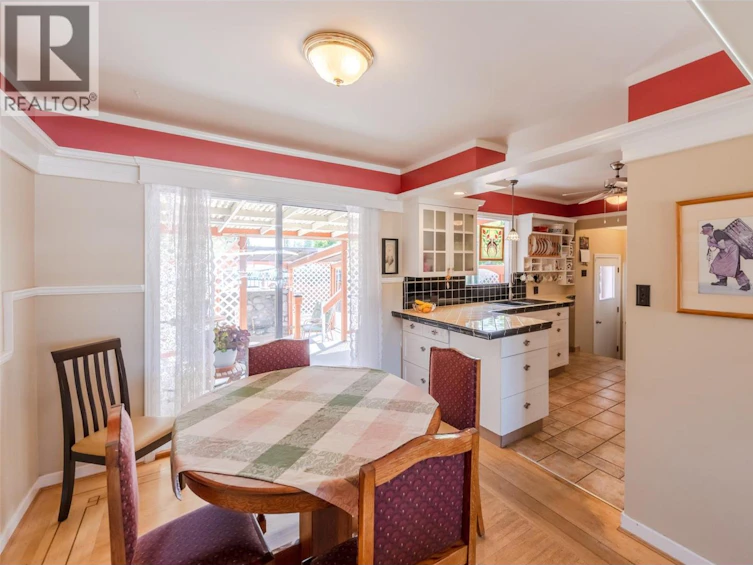 76 Huth Avenue, Penticton, BC, V2A 2Z8 - 9